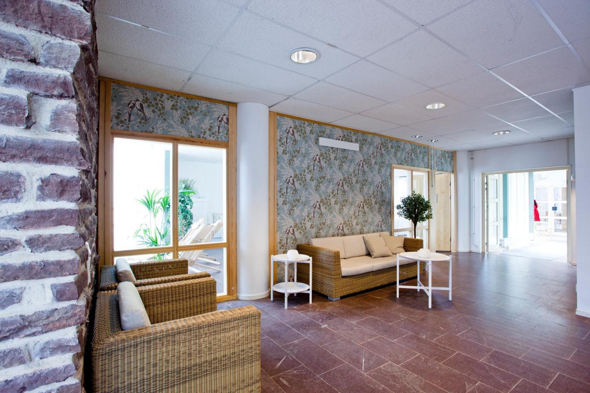ホテル Moessebergs Kurort Falköping エクステリア 写真